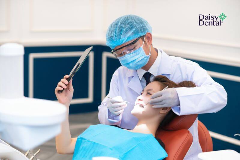 Tẩy trắng răng chất lượng ở Daisy Dental